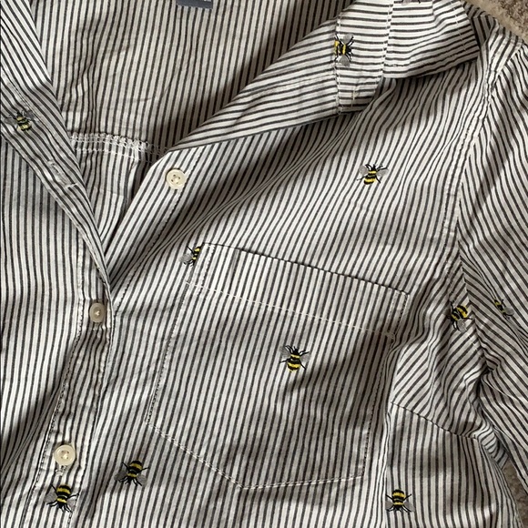 Black and white striped bee button up - Picture 2 of 2